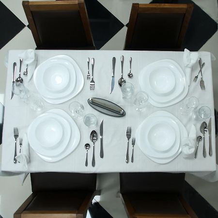 Trajan Hotel Timgad Екстериор снимка