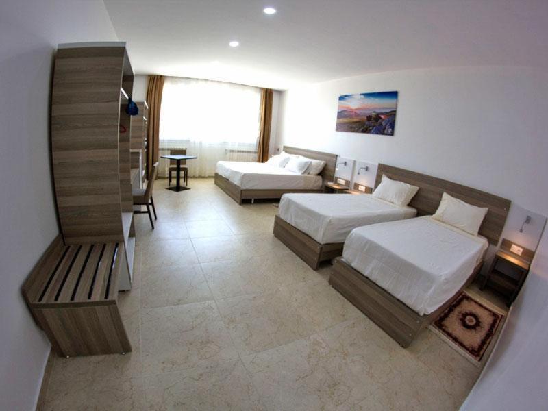 Trajan Hotel Timgad Екстериор снимка
