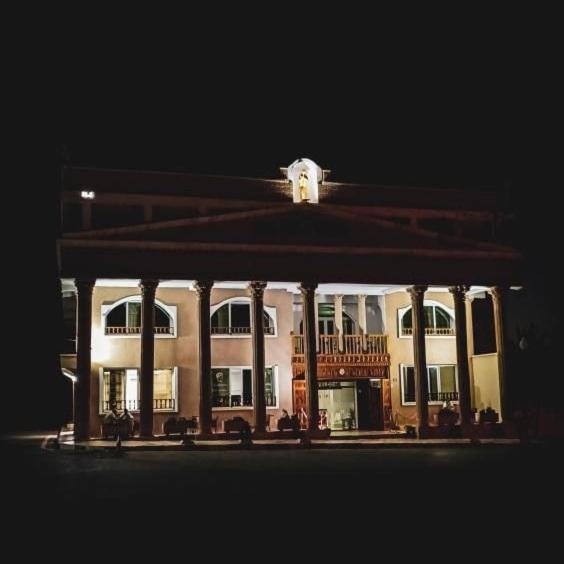 Trajan Hotel Timgad Екстериор снимка