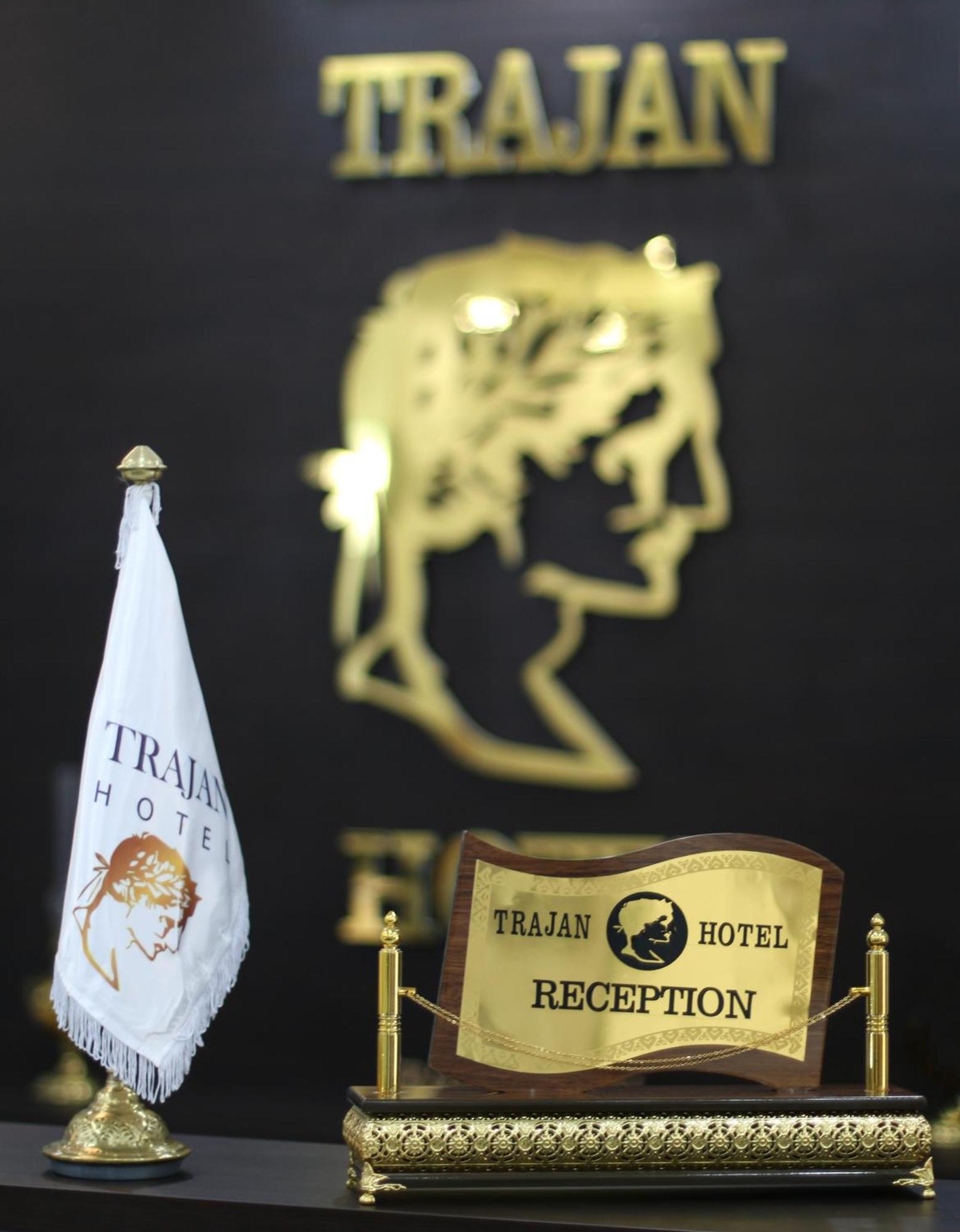 Trajan Hotel Timgad Екстериор снимка